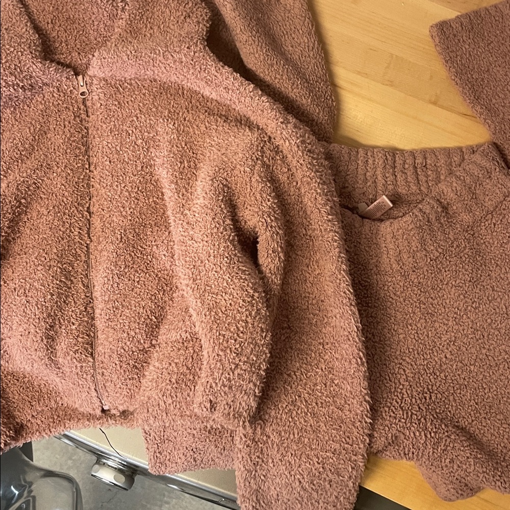 SKIMS Soft Taupe Fleece Apparel
